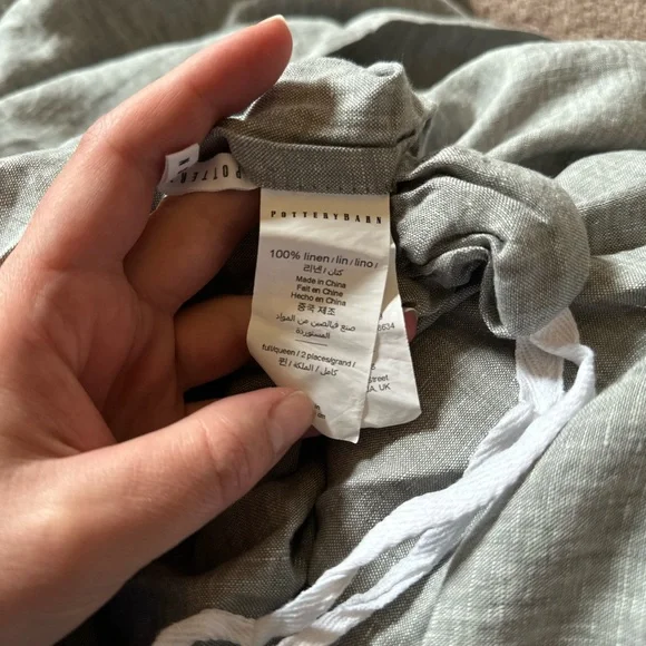 Pottery Barn Belgian Flax Linen Duvet Cover, Full Queen Flagstone Color NWT - Picture 3 of 3